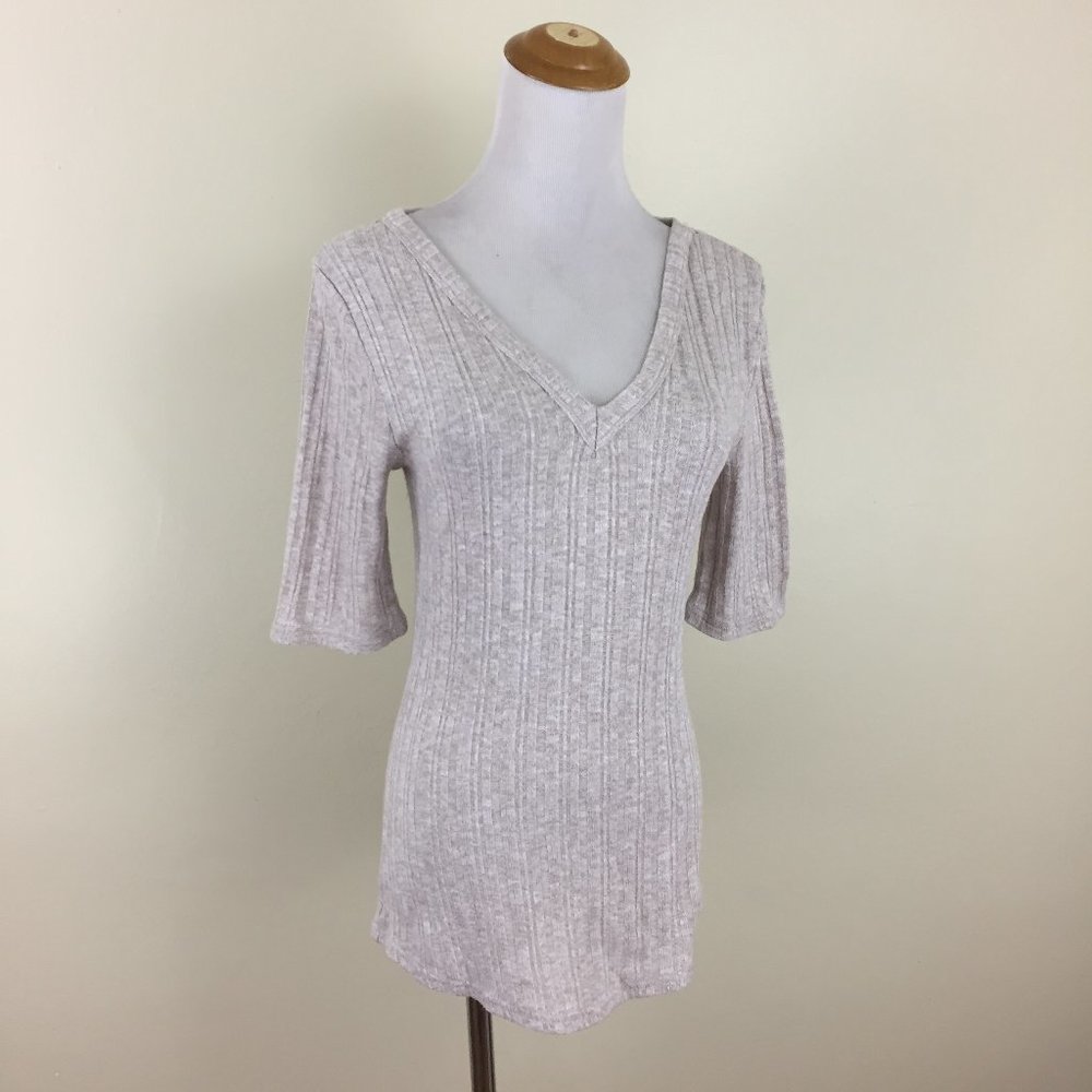 AKEMI + KIN Anthropologie Heather Oatmeal Beige Ivory Ribbed Knit Sweater Top